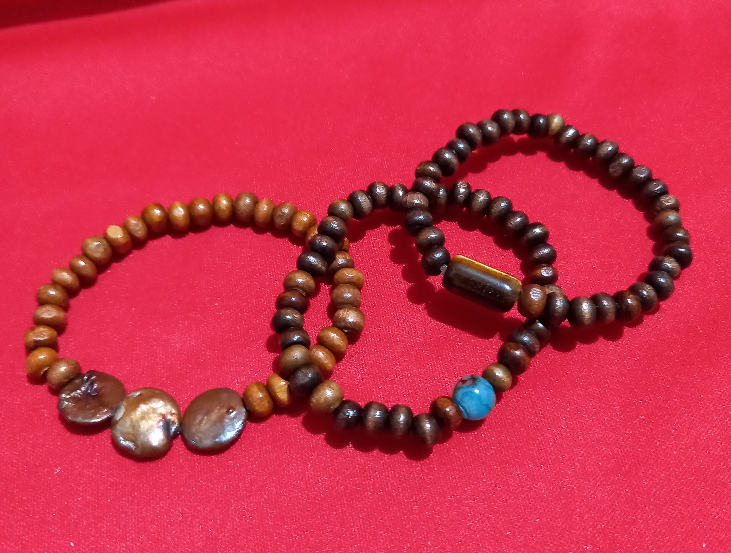 PULSERA DE MADERA Y CERAMICA1065426840