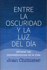 ENTRE LA OSCURIDAD Y LA LUZ DEL DÍA