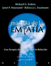 MAS ALLA DE LA EMPATIA. UNA TERAPIA DE CONTACTO-EN-LA-RELACION552161879