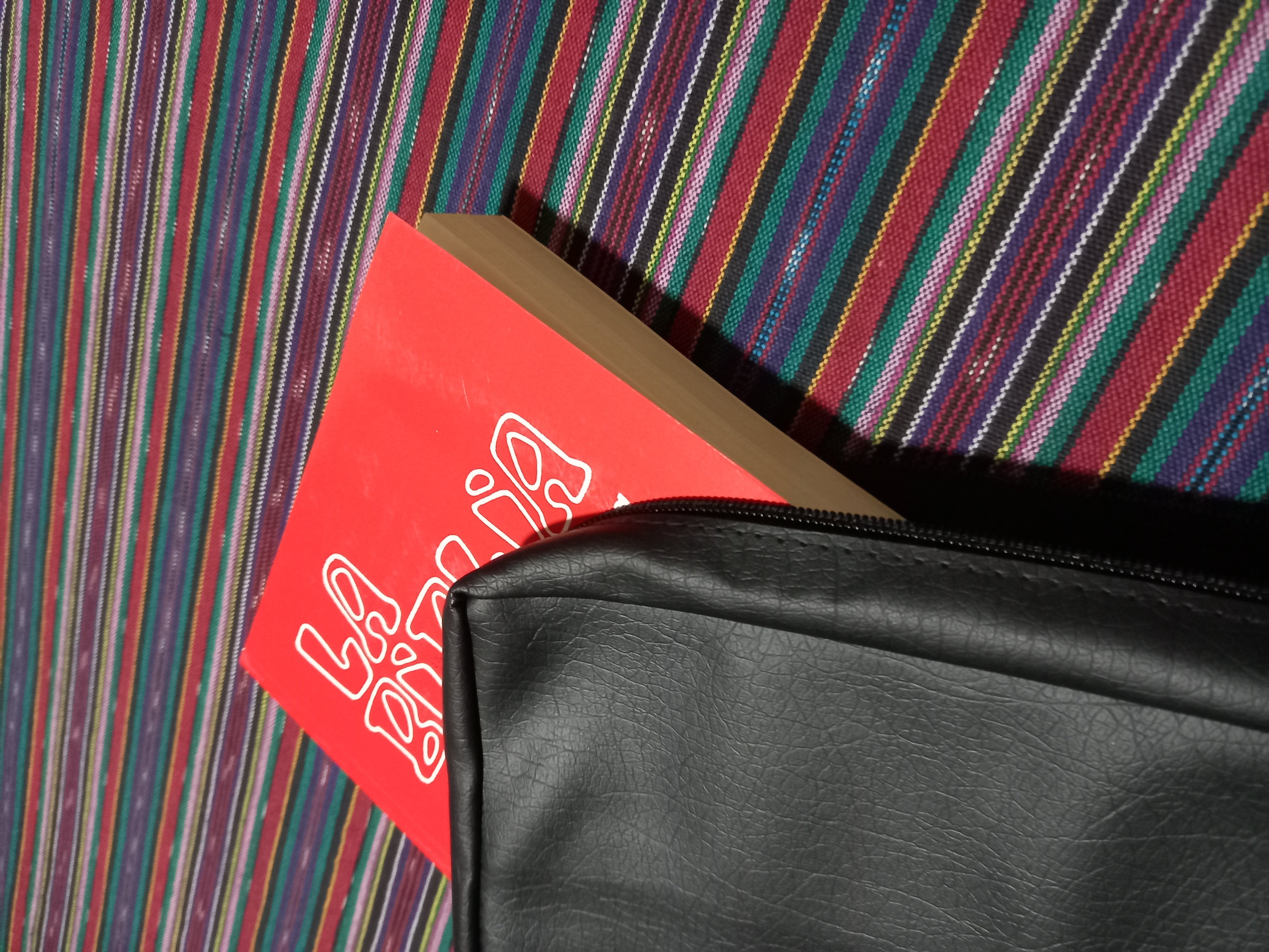 FUNDA: BIBLIA LATINOAM. ROJA215307578
