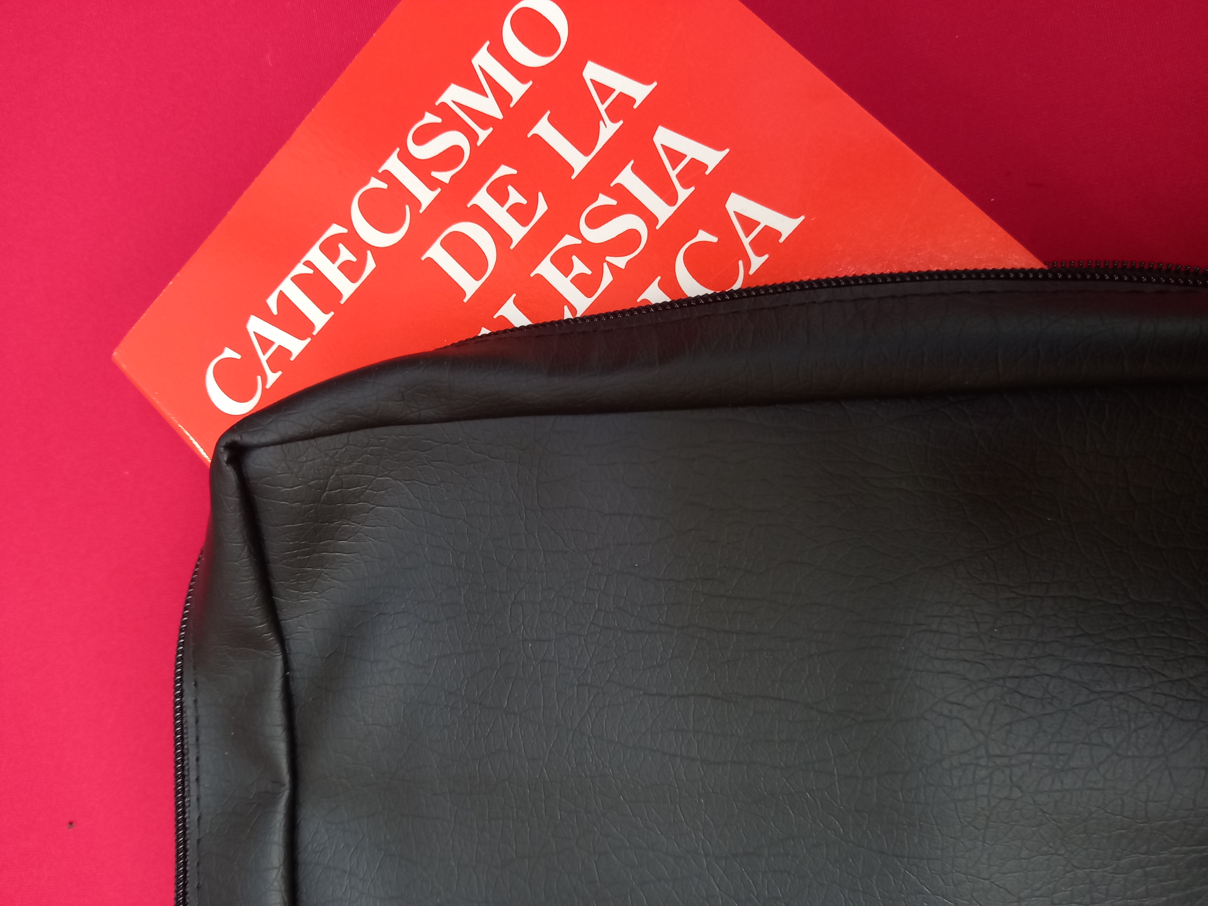 FUNDA: CATECISMO IGLESIA GRANDE
